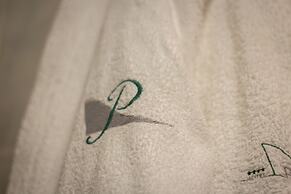Pacific Hotel Fortino