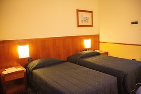 Pacific Hotel Fortino
