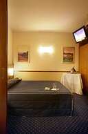 Pacific Hotel Fortino