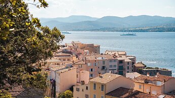 Hôtel La Tartane Saint -Tropez