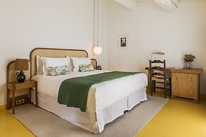 Hôtel La Tartane Saint -Tropez
