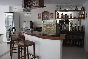 Hotel Romimar