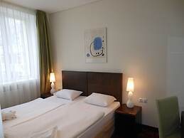 Dona Hotel