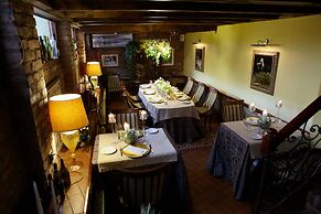 Dona Hotel