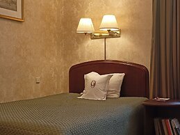 Grand Hotel