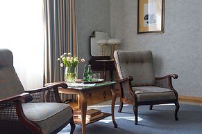 Grand Hotel