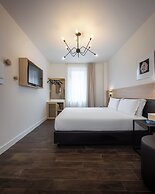 Globus Urban Hotel