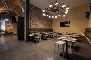 Globus Urban Hotel
