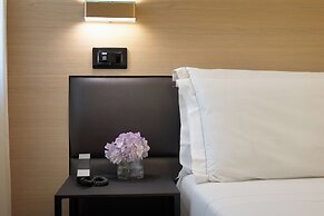 Globus Urban Hotel