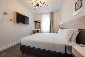 Globus Urban Hotel