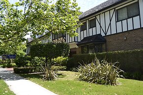 Best Western Plus The Tudor-Box Hill