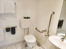 U Studios Paraparaumu, SureStay Collection by BW