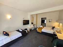 U Studios Paraparaumu, SureStay Collection by BW