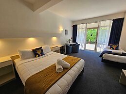 U Studios Paraparaumu, SureStay Collection by BW