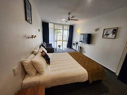 U Studios Paraparaumu, SureStay Collection by BW