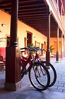 Hotel LIVVO La Quinta Roja