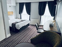 My Place Hotel