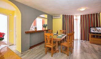 Apartamentos Ona Campanario
