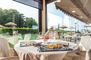 Yachting Hotel Mistral