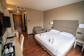 Yachting Hotel Mistral