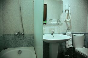 Ararat Hotel