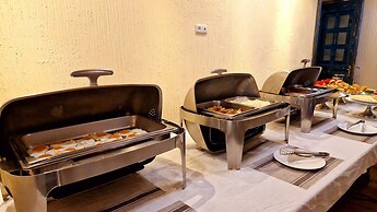 Ararat Hotel