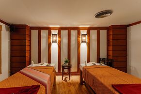The Royal Paradise Hotel & Spa