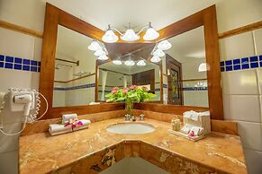 The Lodge At Uxmal