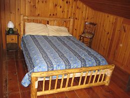 Algonquin Eco-Lodge