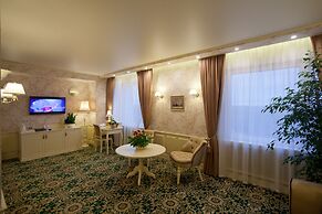 Izmailovo Alfa Hotel