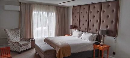 The Riverside Hotel
