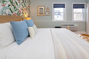 Breakwater Inn