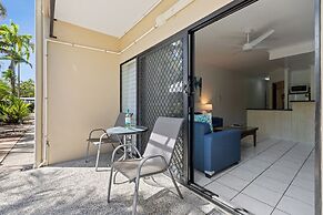 Trinity Beach Club Holiday Apartments