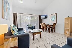 Trinity Beach Club Holiday Apartments