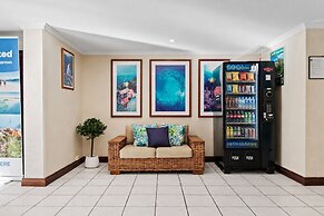 Trinity Beach Club Holiday Apartments