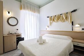 Hotel Thea