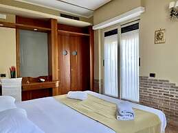 Hotel Suite Ares