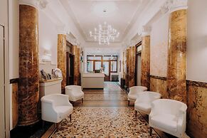 Hotel Astoria
