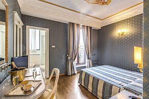 Hotel La Lumiere di Piazza di Spagna