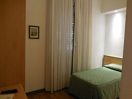 Hotel Iris
