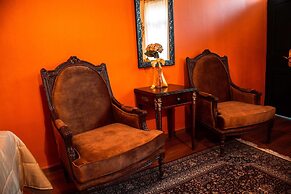 Ilion Hotel Suites