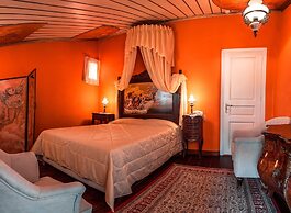 Ilion Hotel Suites