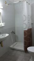 Alma Hotel