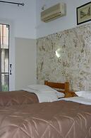 Alma Hotel
