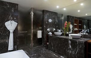 InterContinental Marine Drive Mumbai by IHG