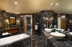 InterContinental Marine Drive Mumbai by IHG