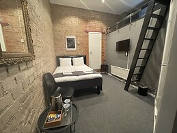 Unique Hotel