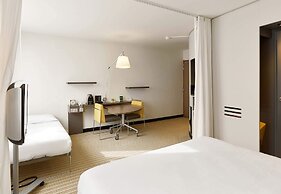 B&B HOME Rueil-Malmaison Gare