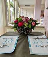 Aura Living Hotel