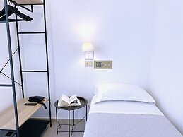Aura Living Hotel